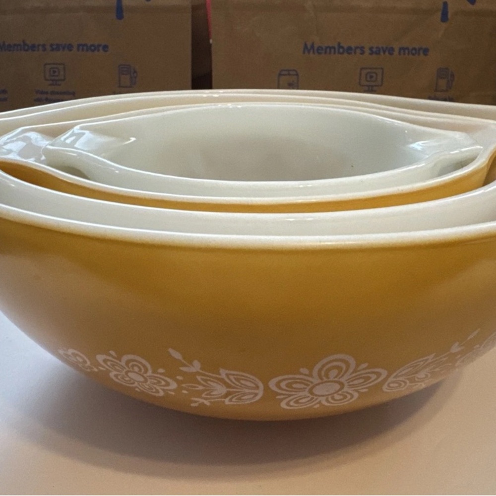Vintage pyrex white and Orange butterfly Gold Cinderella 4 Mixing Bowls - Picture 11 of 11